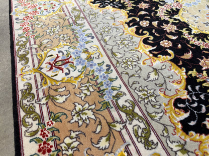 Hand-Knotted Persian Tabriz 60 Raj Rug - 5'1"x7'1"