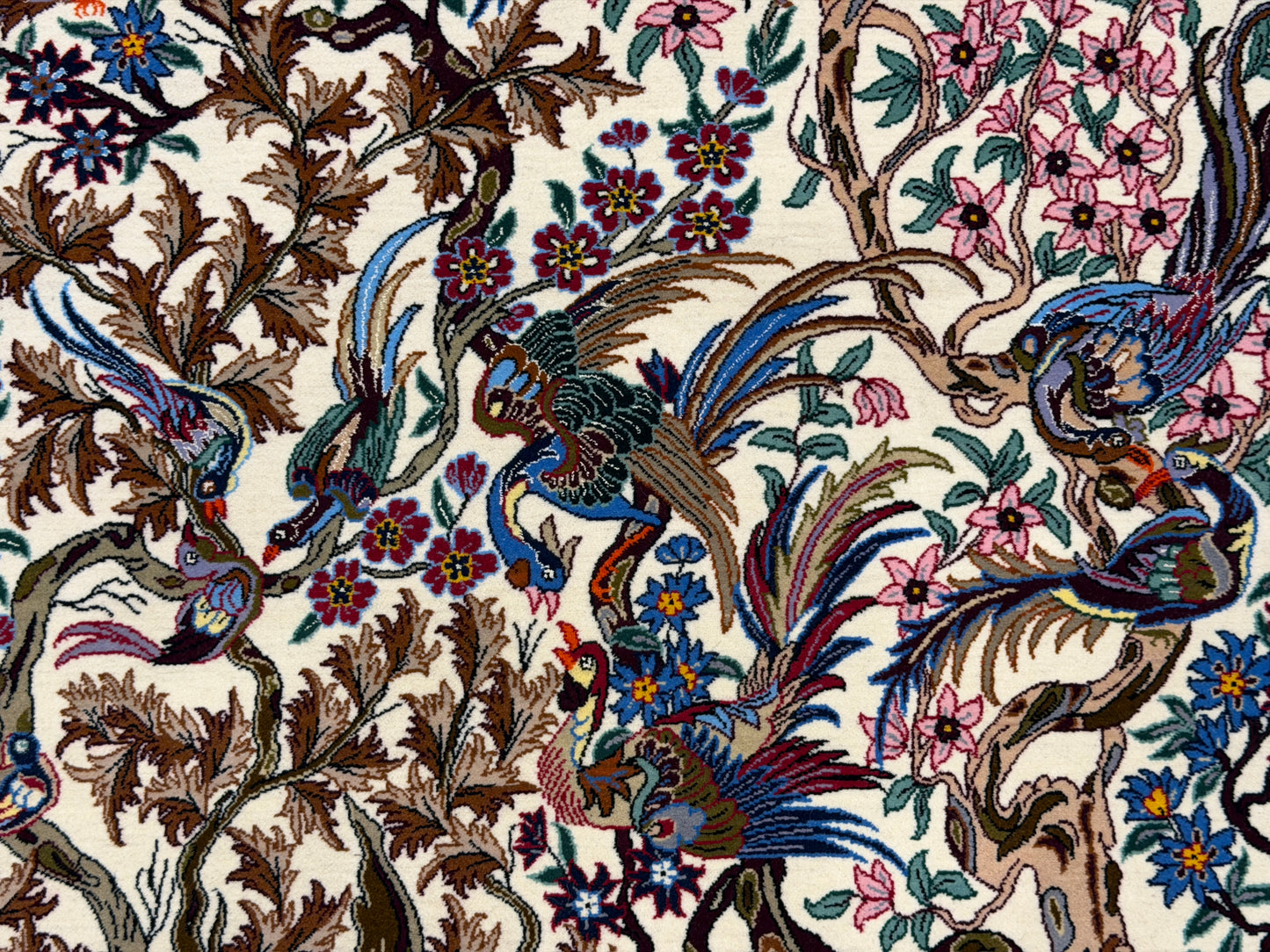 Hand-Knotted Persian Isfahan Rug -Garden of Birds- 3’8”x5’6”