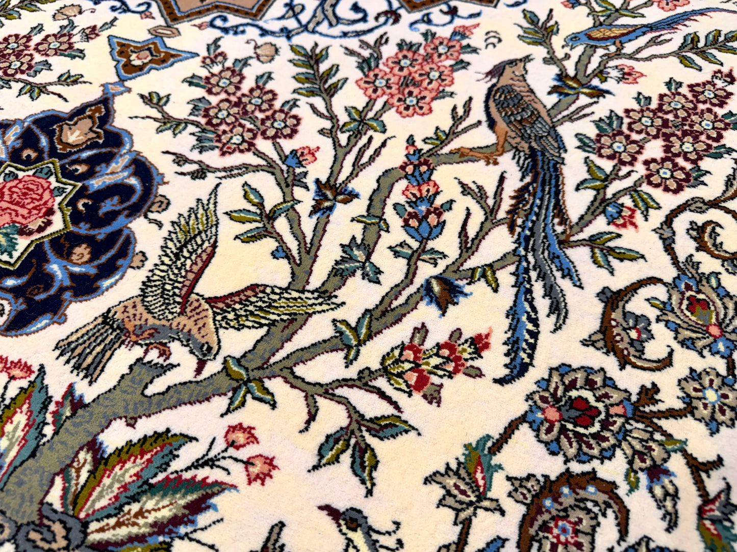 Hand-Knotted Persian Isfahan Rug -Garden of Birds- Signed Fakharian - 4’9”x7’2”