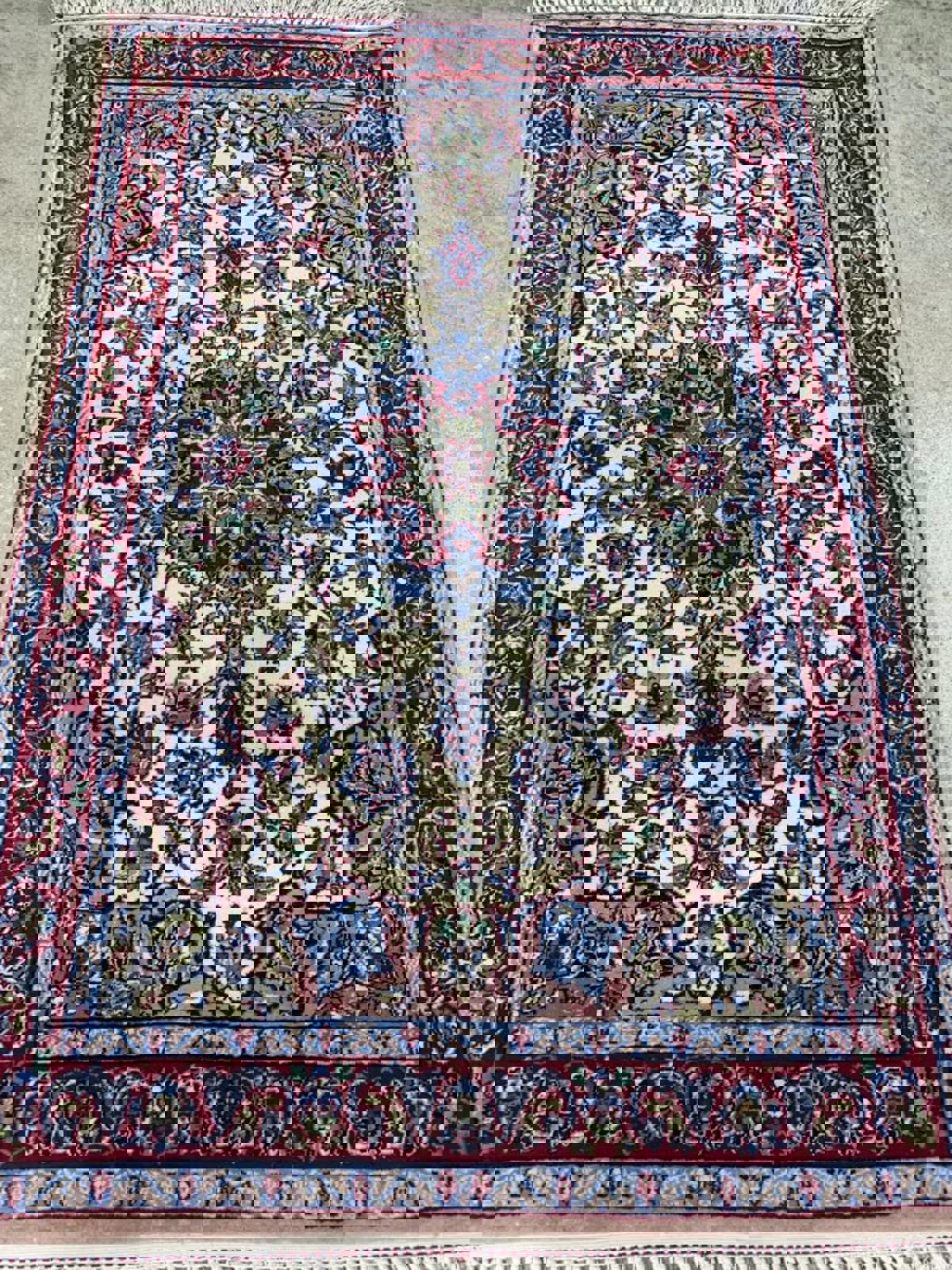 2'3"x3'7" Very Fine Handmade Silk & Wool Persian Isfahan Rug