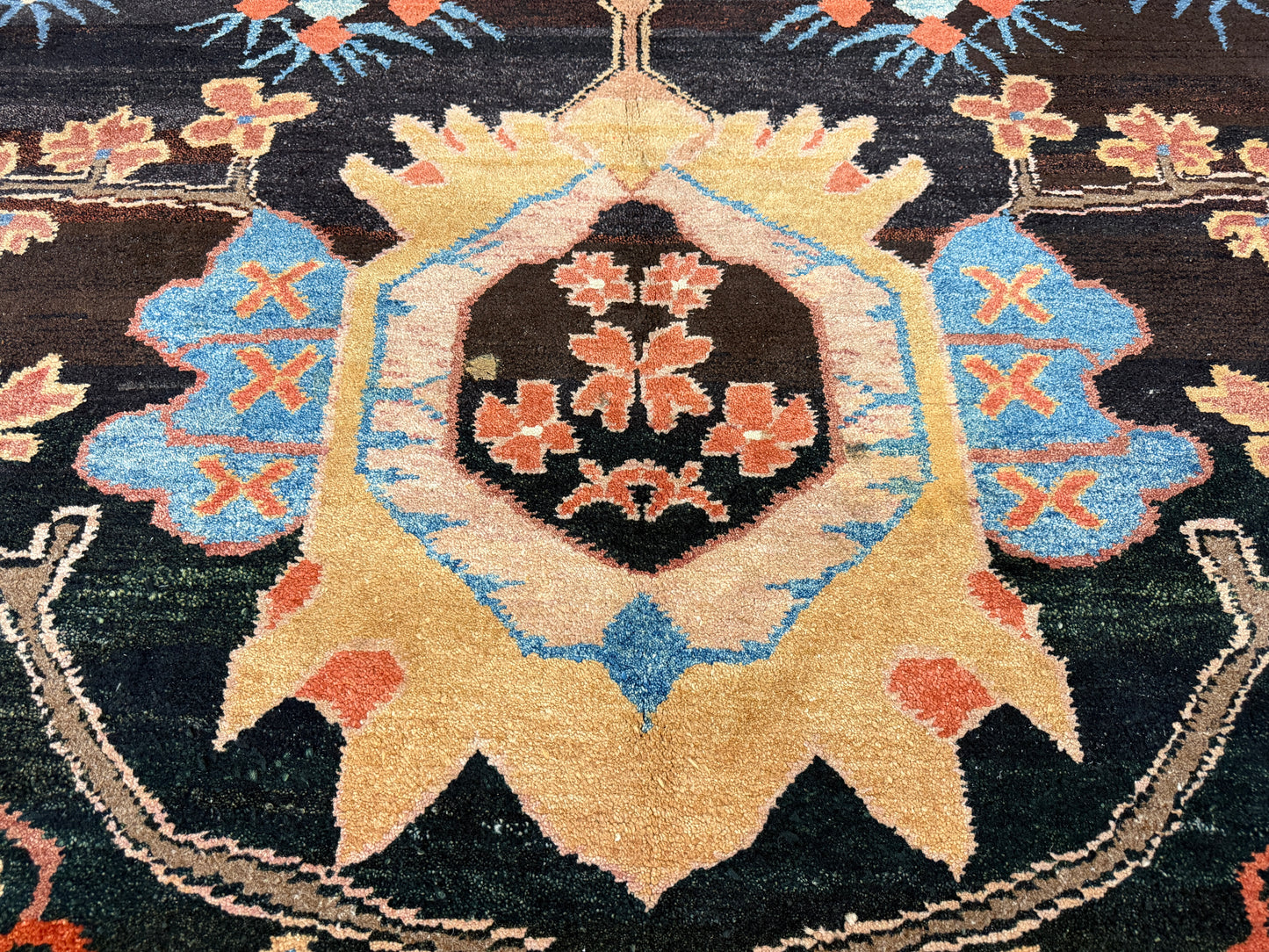 Hand-knotted Oushak Rug - 11’x12’