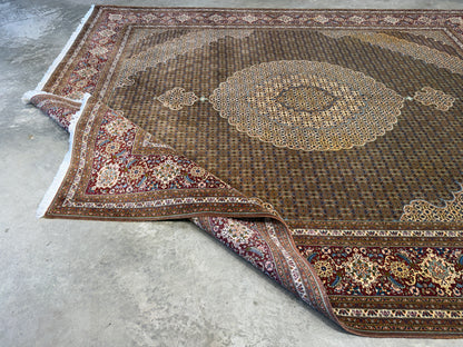 8’2”x9’10” Hand-Knotted Fine Persian Tabriz Mahi Area Rug