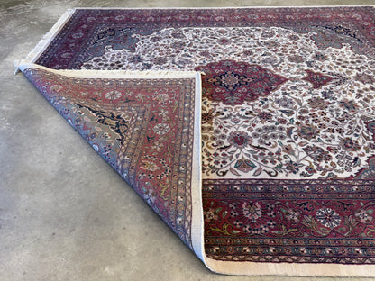 8’2”x9’11” Hand-Knotted Indo Kashan Area rug