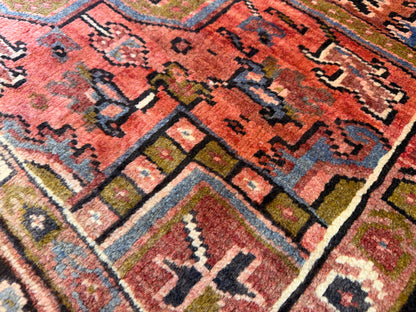 9’10”x12’5” Hand-Knotted Persian Heriz Area Rug