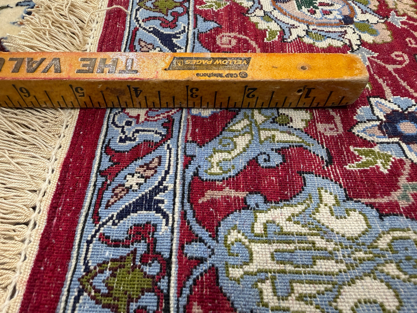Hand-Knotted Persian Isfahan Rug - 3’6”x5’6”