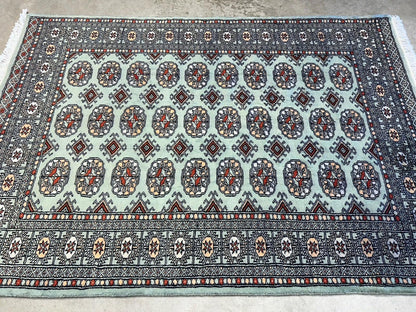 4’x6’ Hand-knotted Bokhara Area Rug