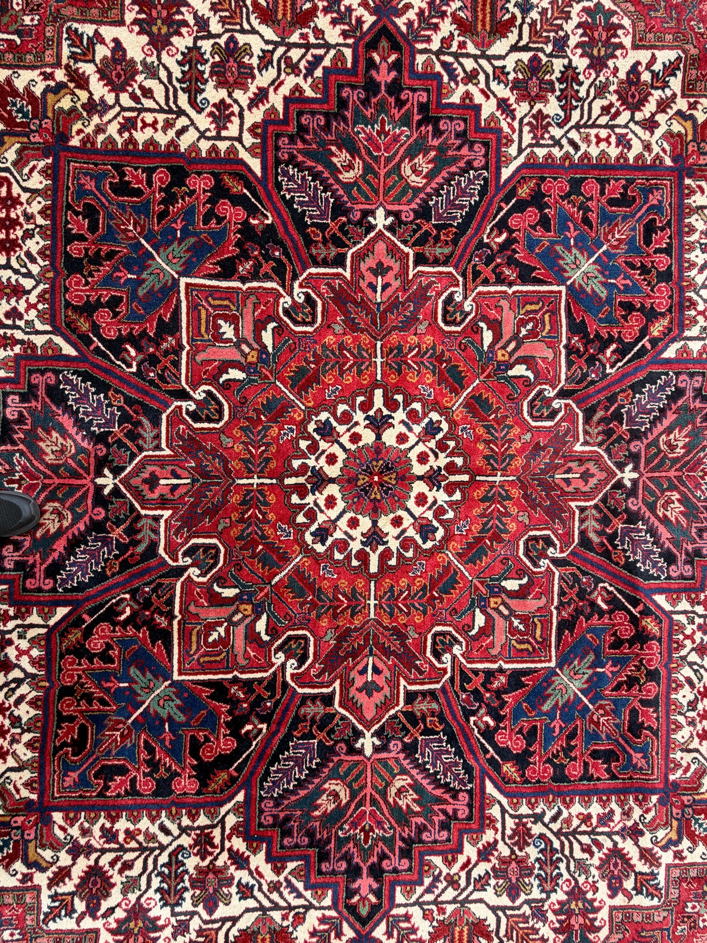 Hand-Knotted Persian Heriz Rug - 11’3”x15’8”