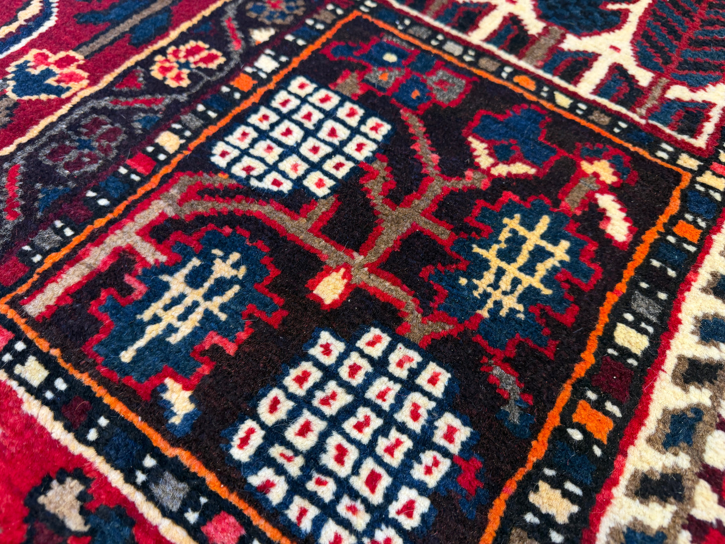 9’5”x11’9” Hand-Knotted Persian Bakhtiari Four Season Area Rug