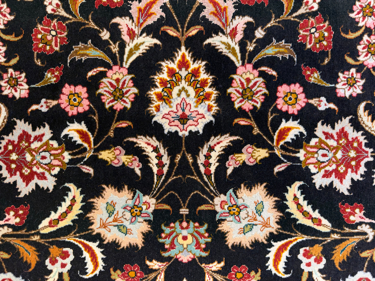 Hand-Knotted 50 Raj Persian Tabriz Rug - 9’11”x12’11”