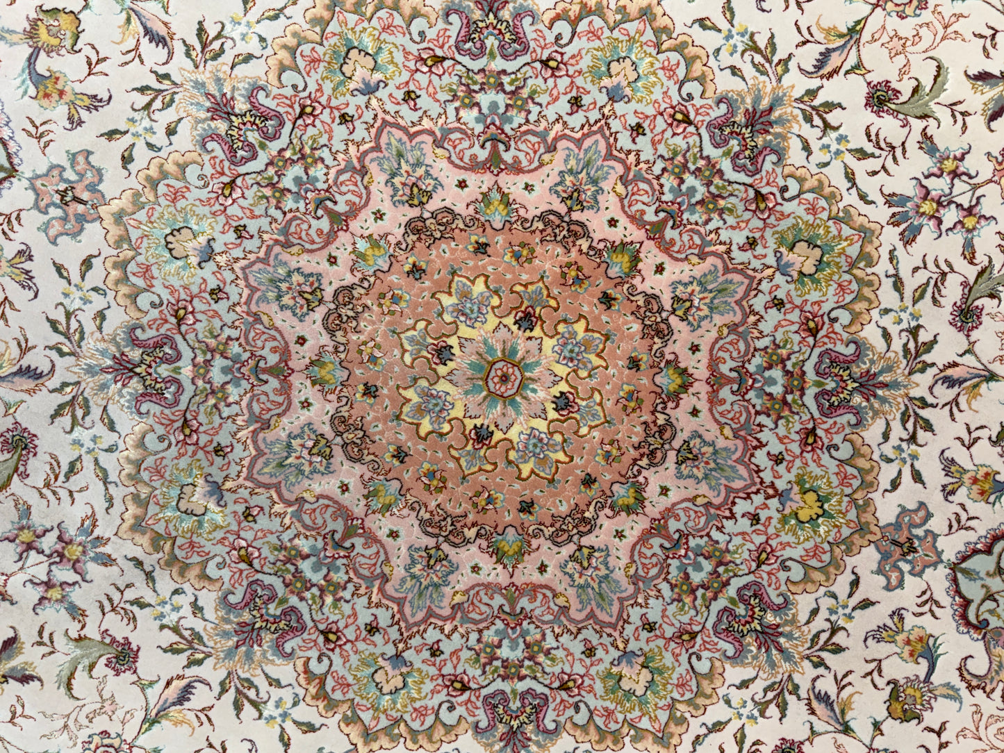 10’ Diameter Very Fine Hand-Knotted Wool & Silk Round Tabriz Persian Rug - 10x10 Handmade Carpet