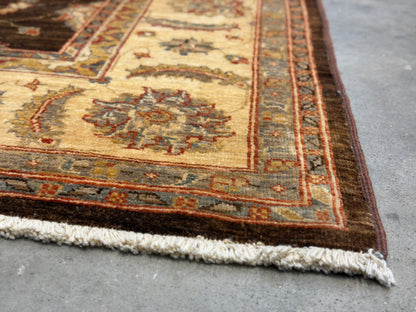 Hand-Knotted Pishawar Rug - 6'3"x9'7"