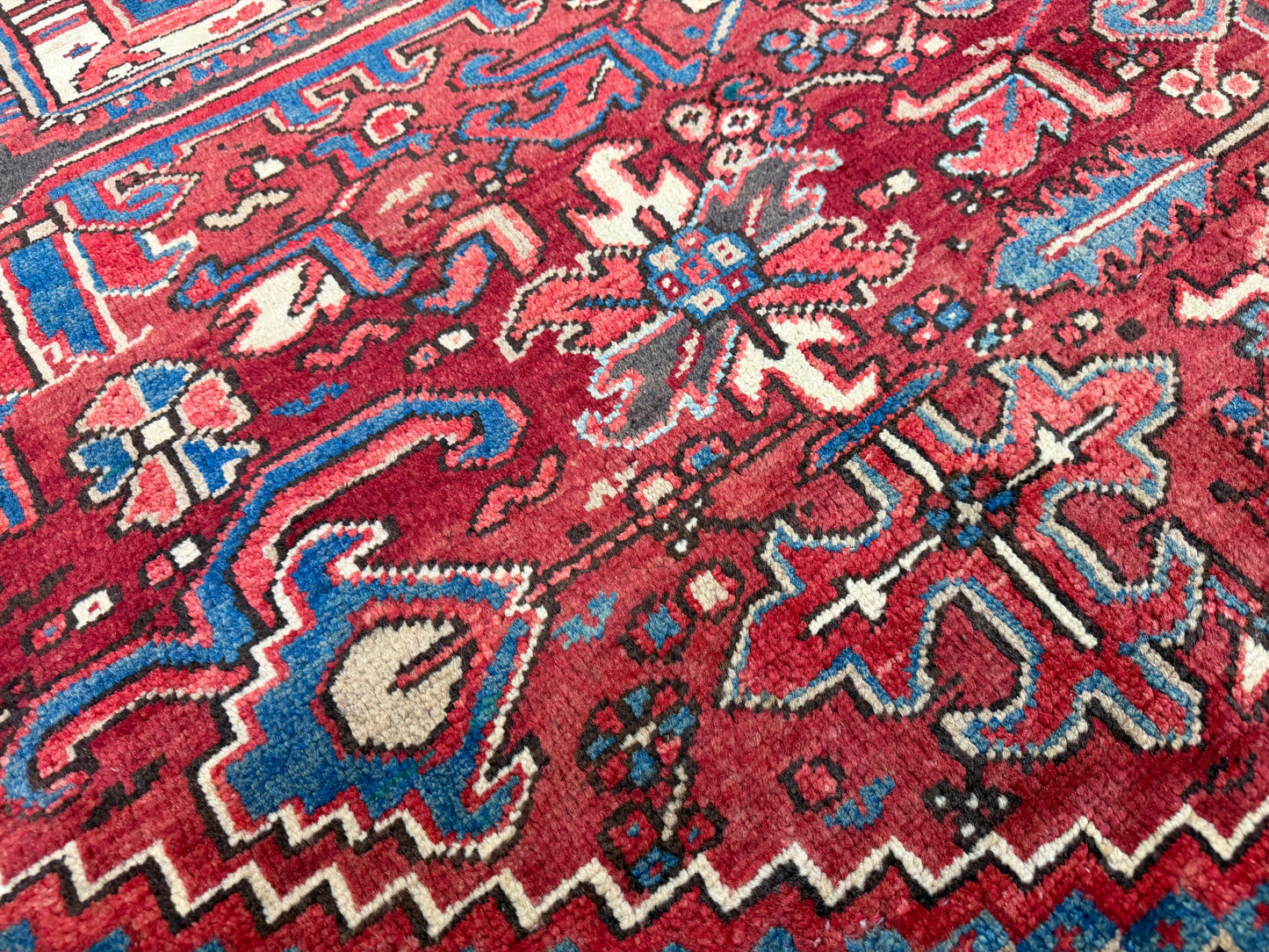 Hand-Knotted Persian Heriz Rug - 9’8”x13’1”