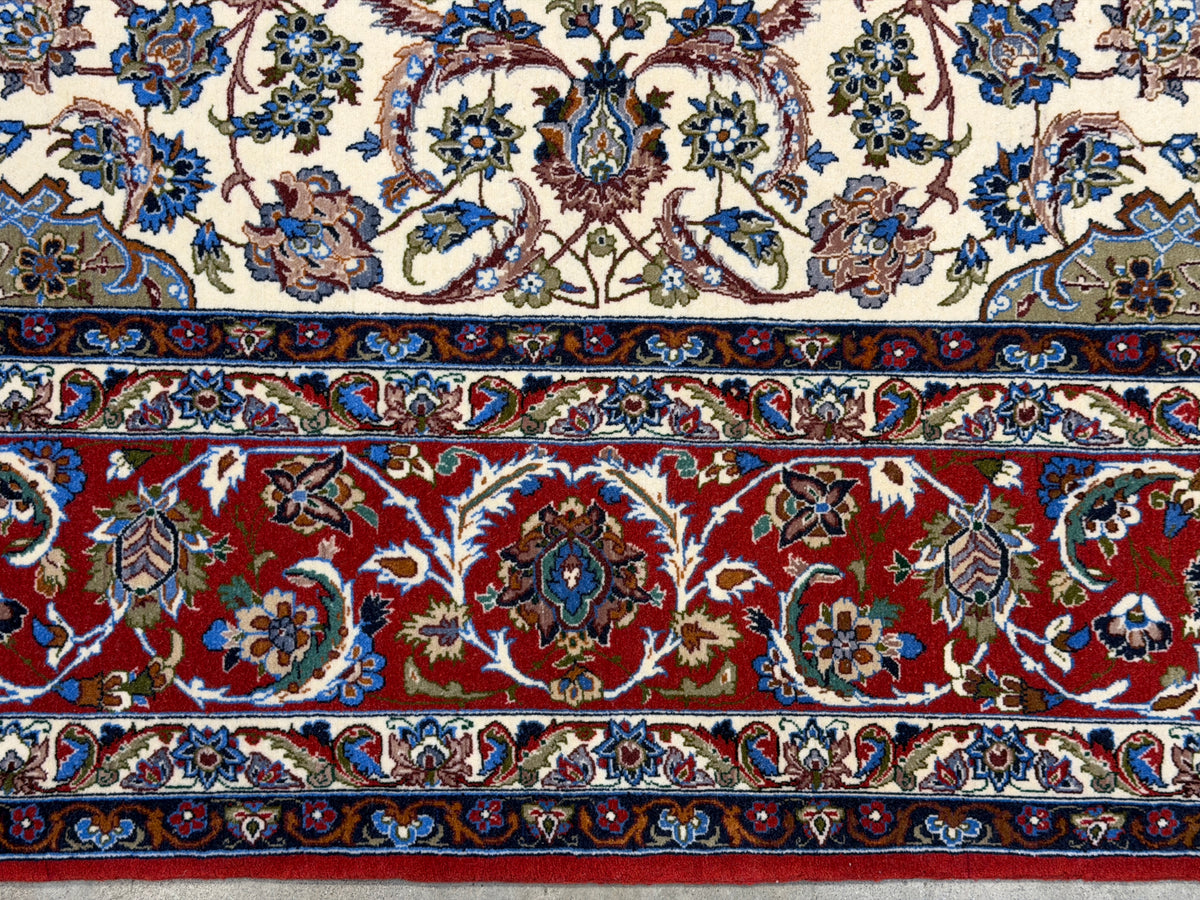 Hand-Knotted Persian Isfahan Rug - 5’x8’