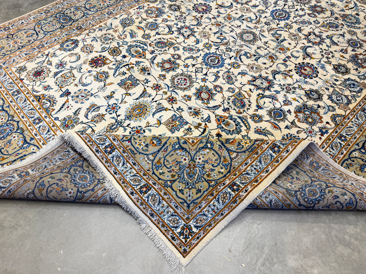 9’4”x13’3” Hand-Knotted Wool Persian Kashan Area Rug