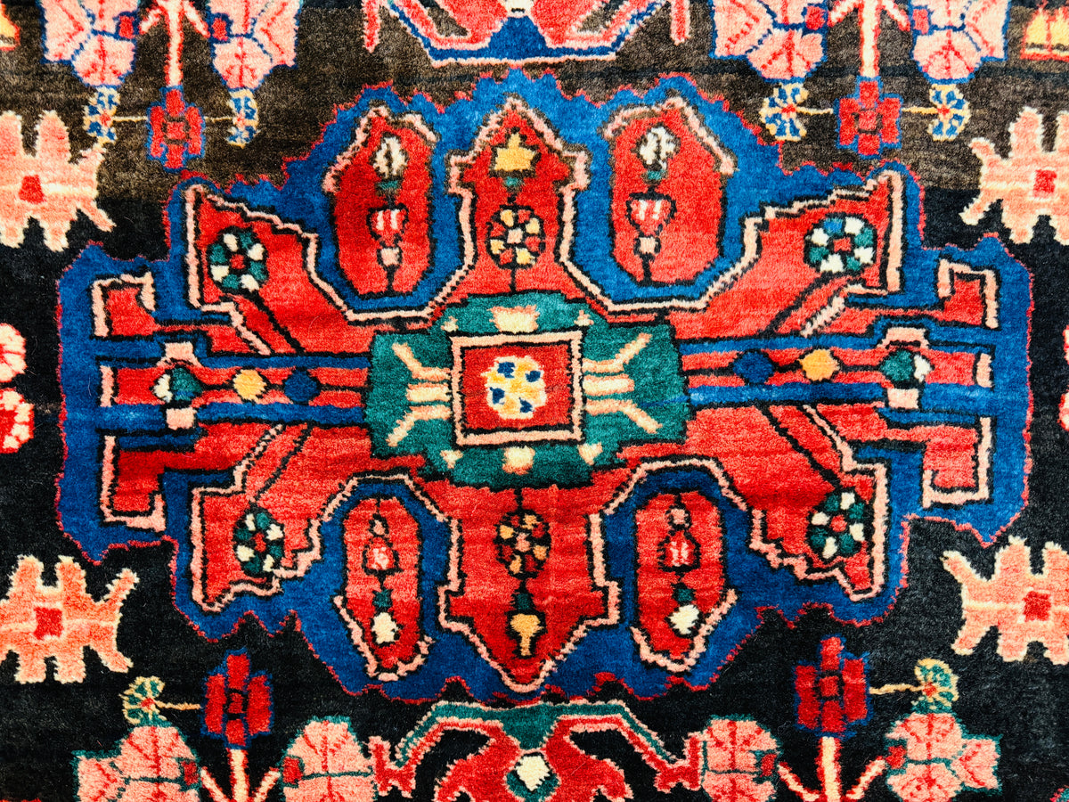 Hand-Knotted Persian Nahavand Rug - 5’6”x8’6”