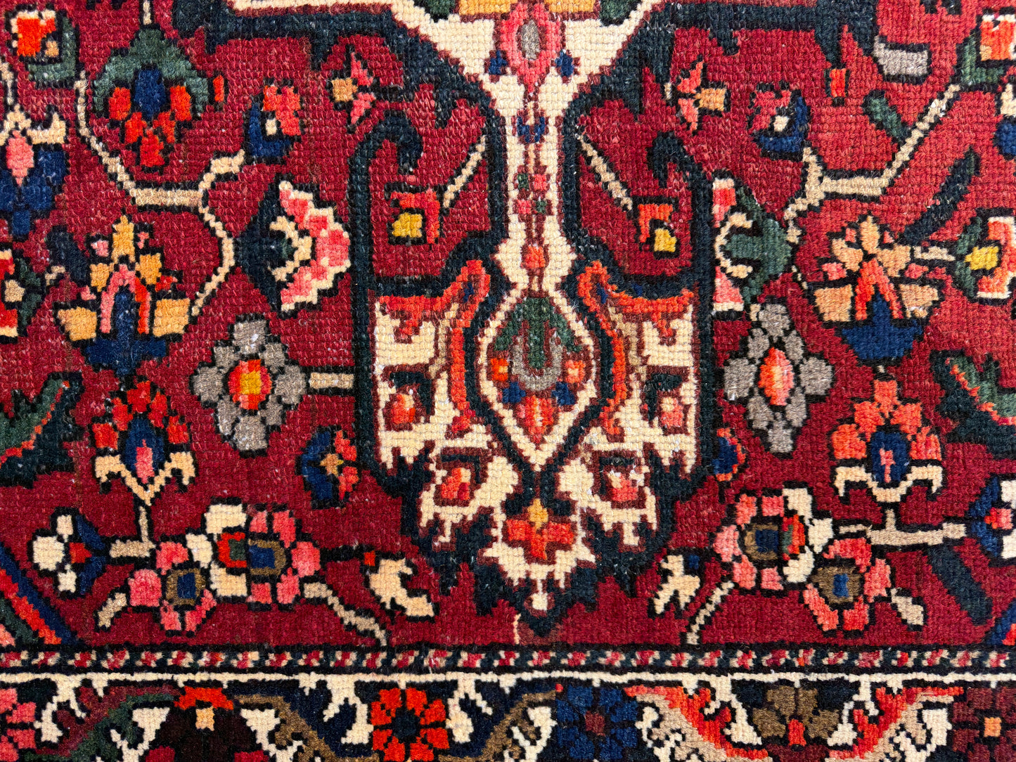 9’10”x12’4” Hand-Knotted Persian Bakhtiari Area Rug