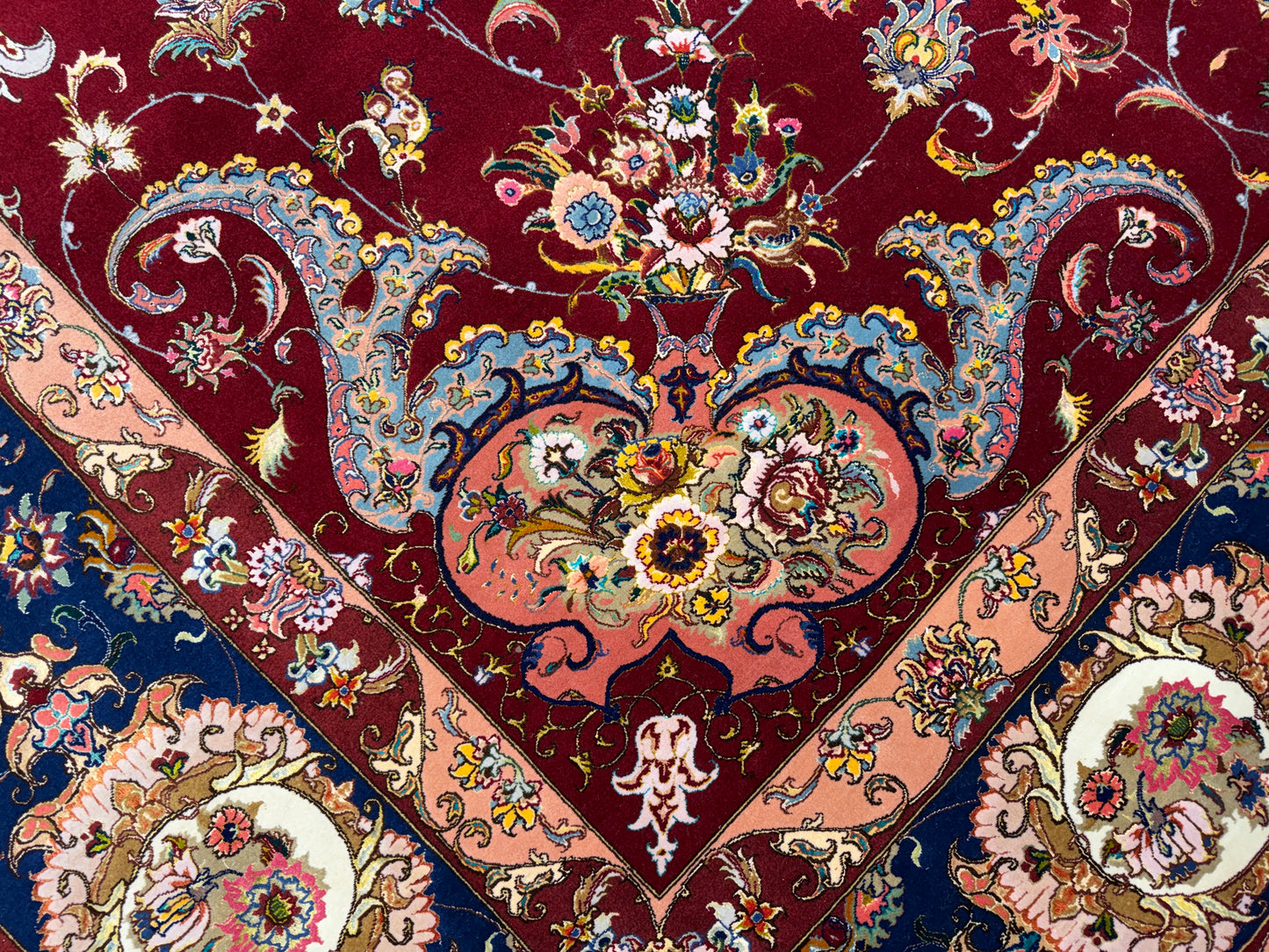 Hand-Knotted 70 Raj Persian Tabriz Rugs - Signed Gharabaghi - 9’10”x13’2”
