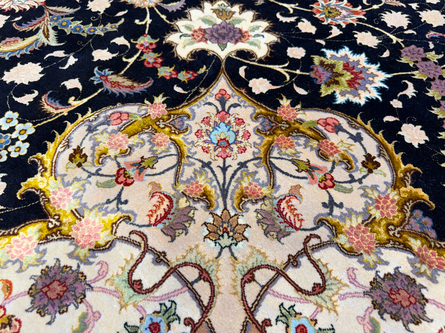11’6”x16’6” Very Fine Hand-Knotted 70 Raj Signed Persian Tabriz Rug