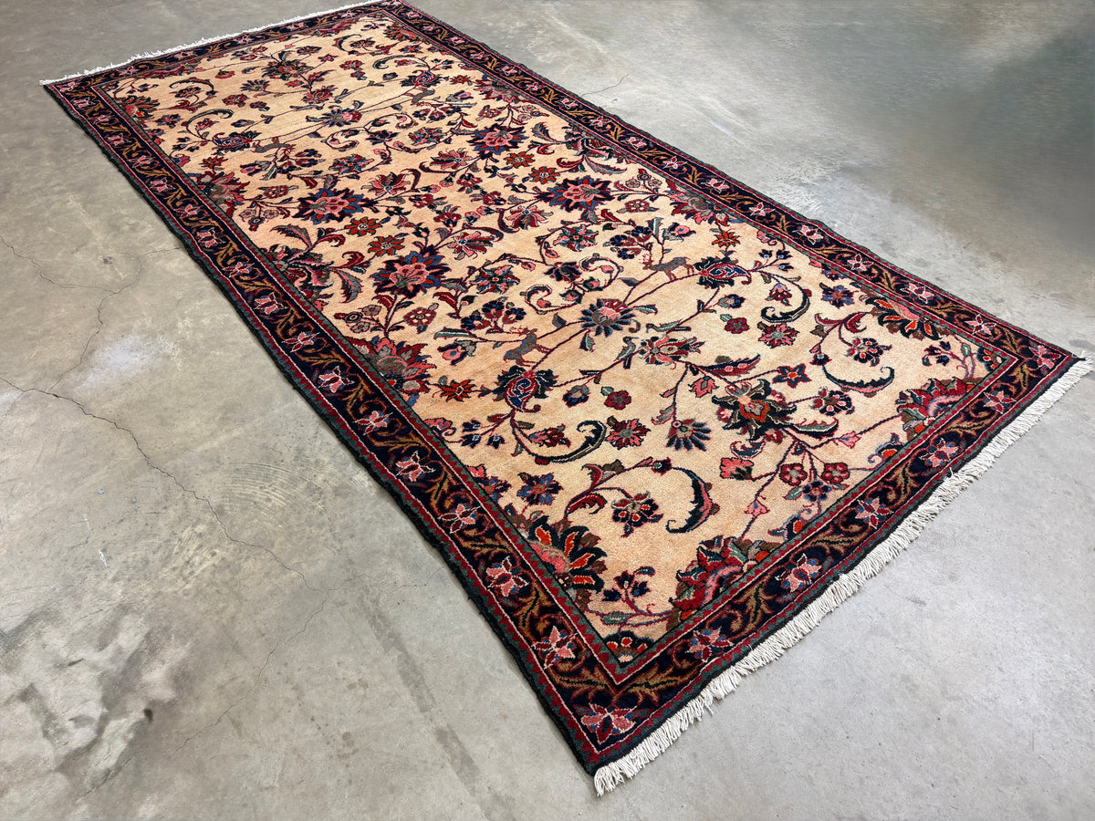 Hand-Knotted Persian Bakhtiari Rug - 5'1"x10'3"