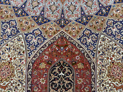 Hand-Knotted 60 Raj Persian Tabriz Rug - Dome Design - 10’x13’4”