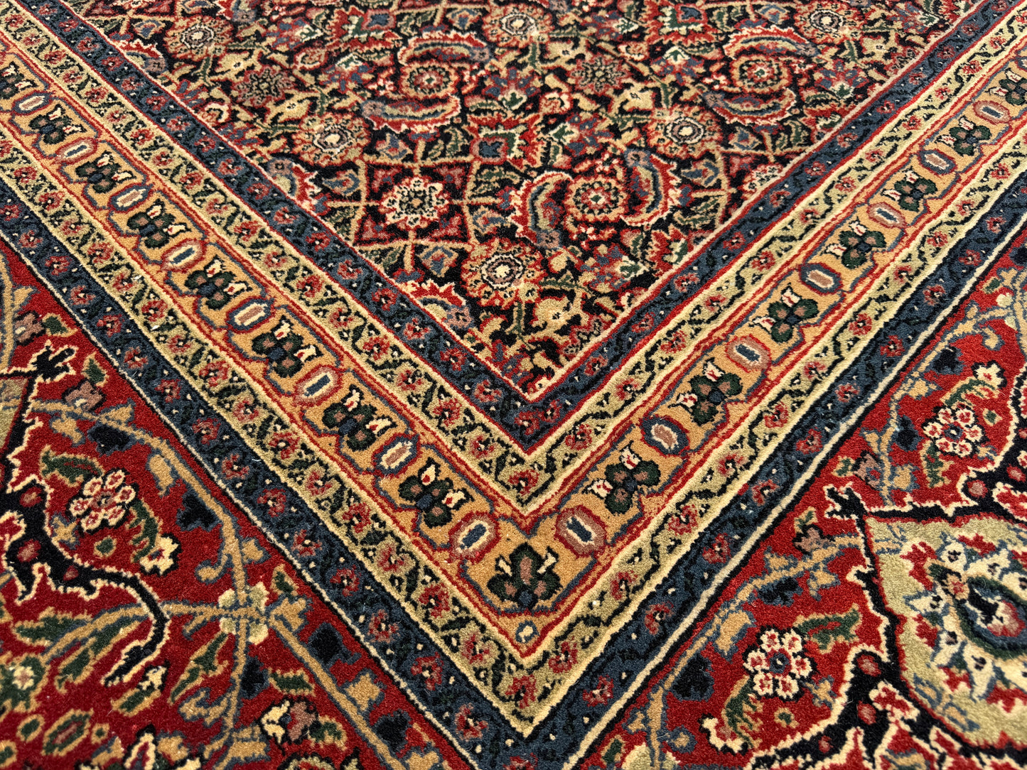 Hand-Knotted Persian Herati Rug - 11’9”x14’5”