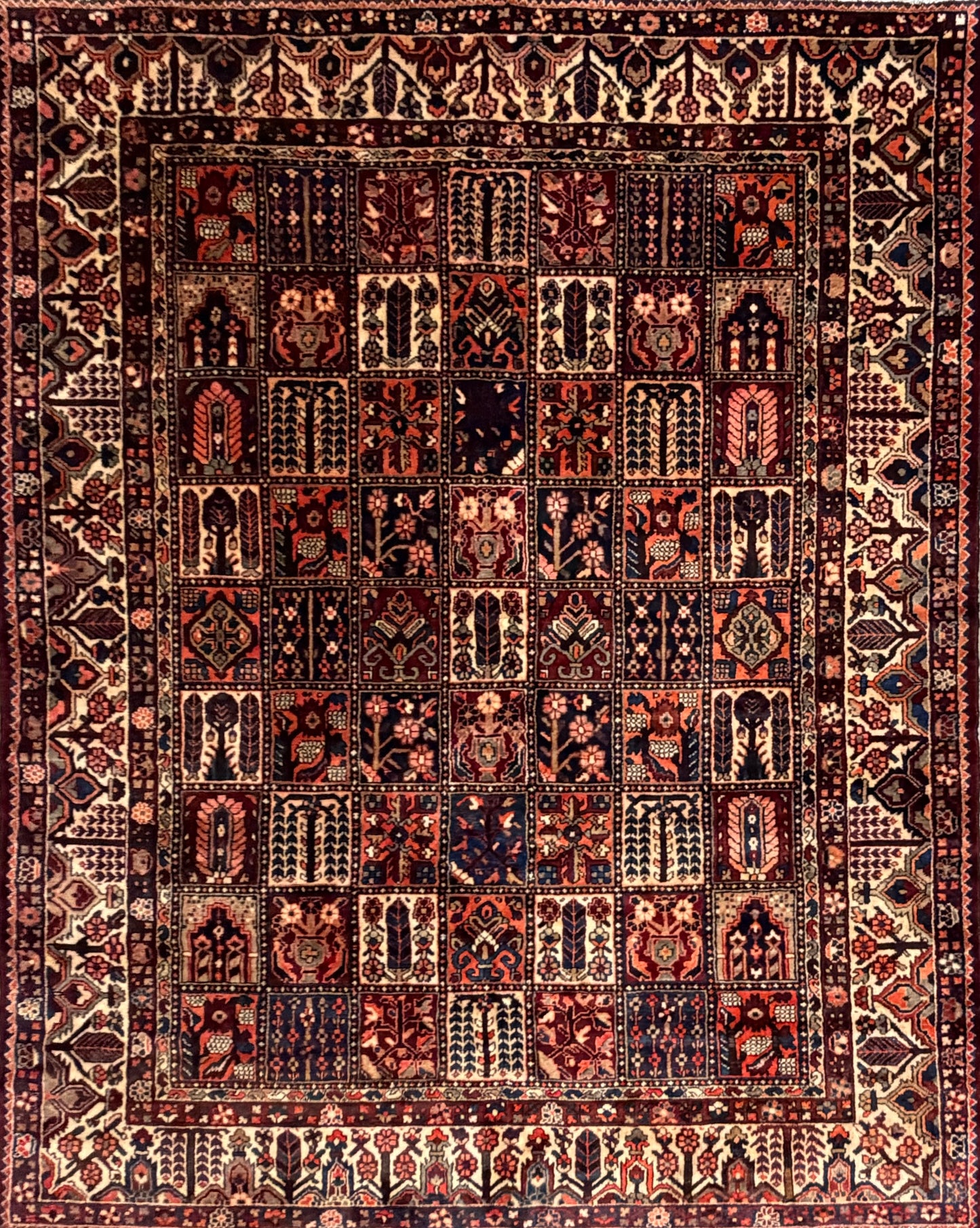 Hand-Knotted Persian Bakhtiari Rug - 9’11”x12’7”