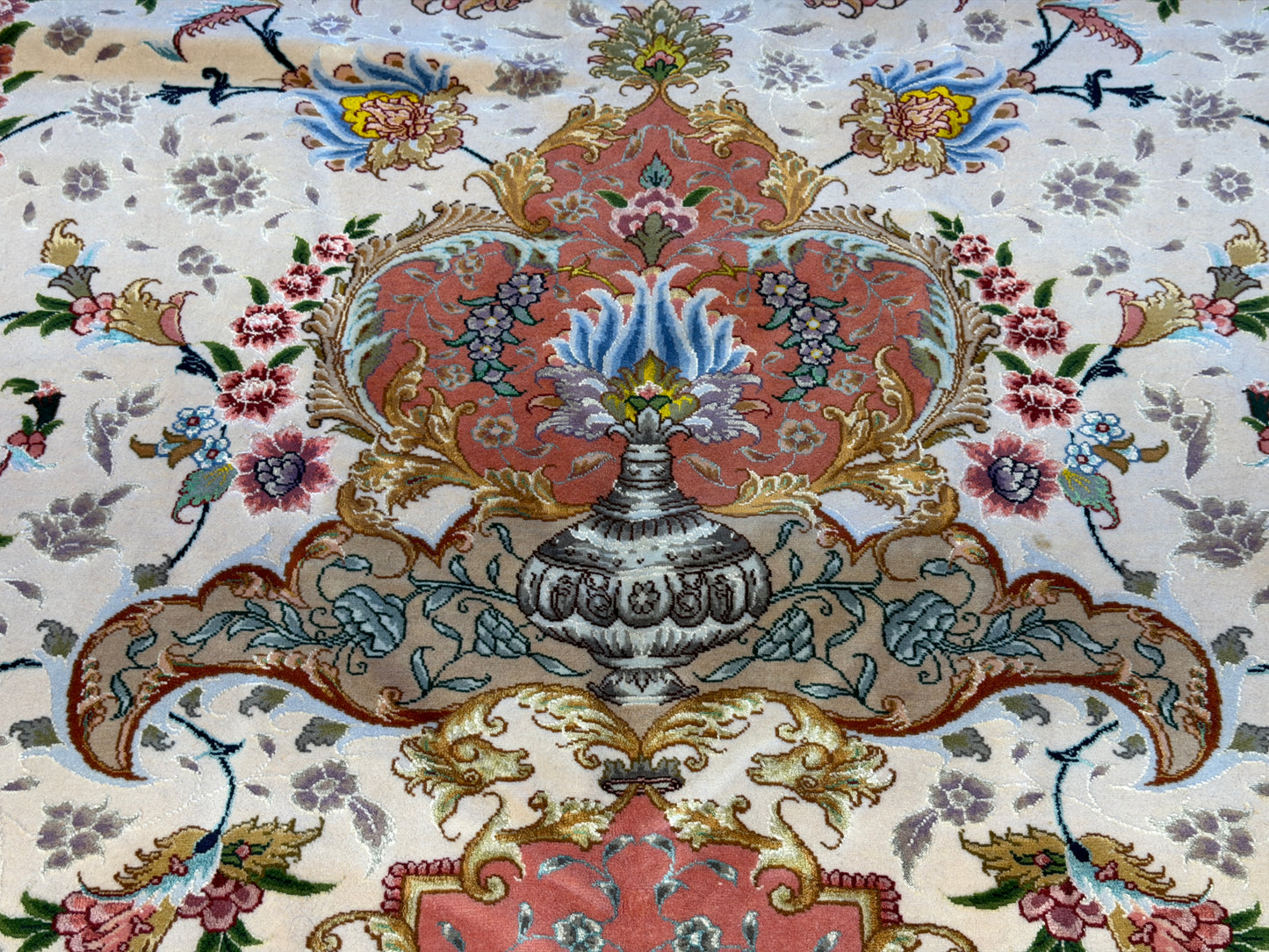 11’4”x16’2” Very Fine Hand-Knotted Persian Tabriz 80 Raj Signed Area Rug