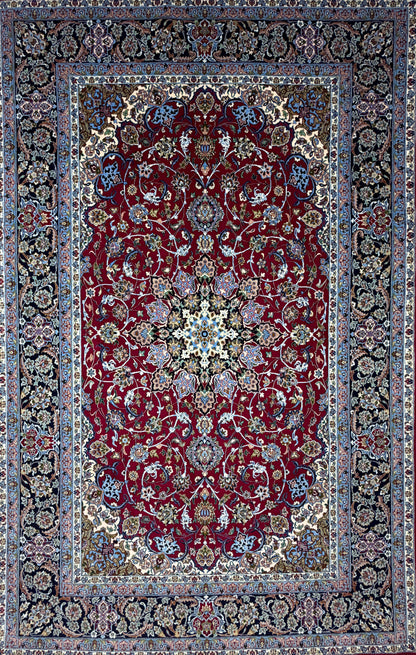Hand-Knotted Persian Isfahan Rug - 5’1”x8’