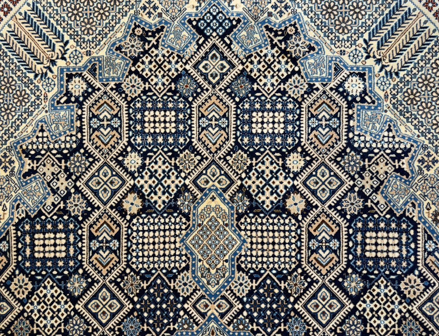 5’2”x8’9” Hand-Knotted Fine Wool & Silk Naine Area Rug - Beige & Blue Geometric