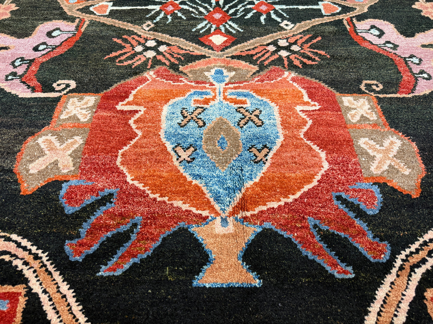 Hand-knotted Oushak Rug - 11’x12’