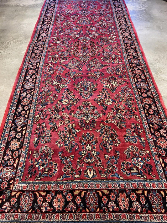 5’7”x14’8” Antique Hand-knotted Wool Sarouk Runner Rug - Handmade Red 5x14
