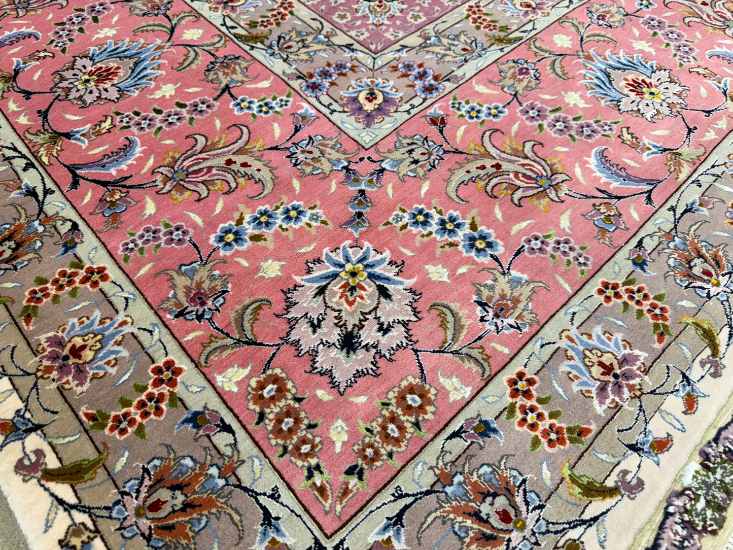 Hand-Knotted 80 Raj Persian Tabriz Rug - Signed Ghadimi - 9’9”x12’11”