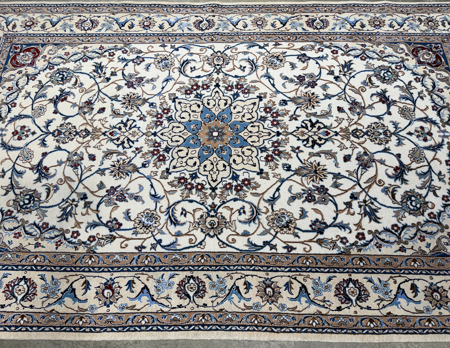 Hand-Knotted 6 La Persian Nain Rug - 5’5”x9’1”