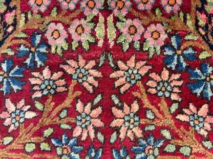 4'4"x7'6" Antique Hand-Knotted Wool Kashane Area Rug - Handmade Carpet 4x7 Red