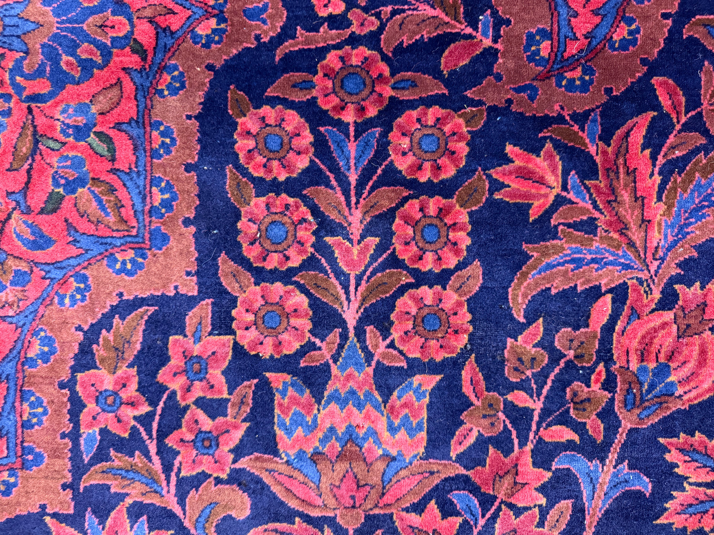 Antique Hand-Knotted Persian Kashan Rug - Signed Tavoschian - 8'6"x12'