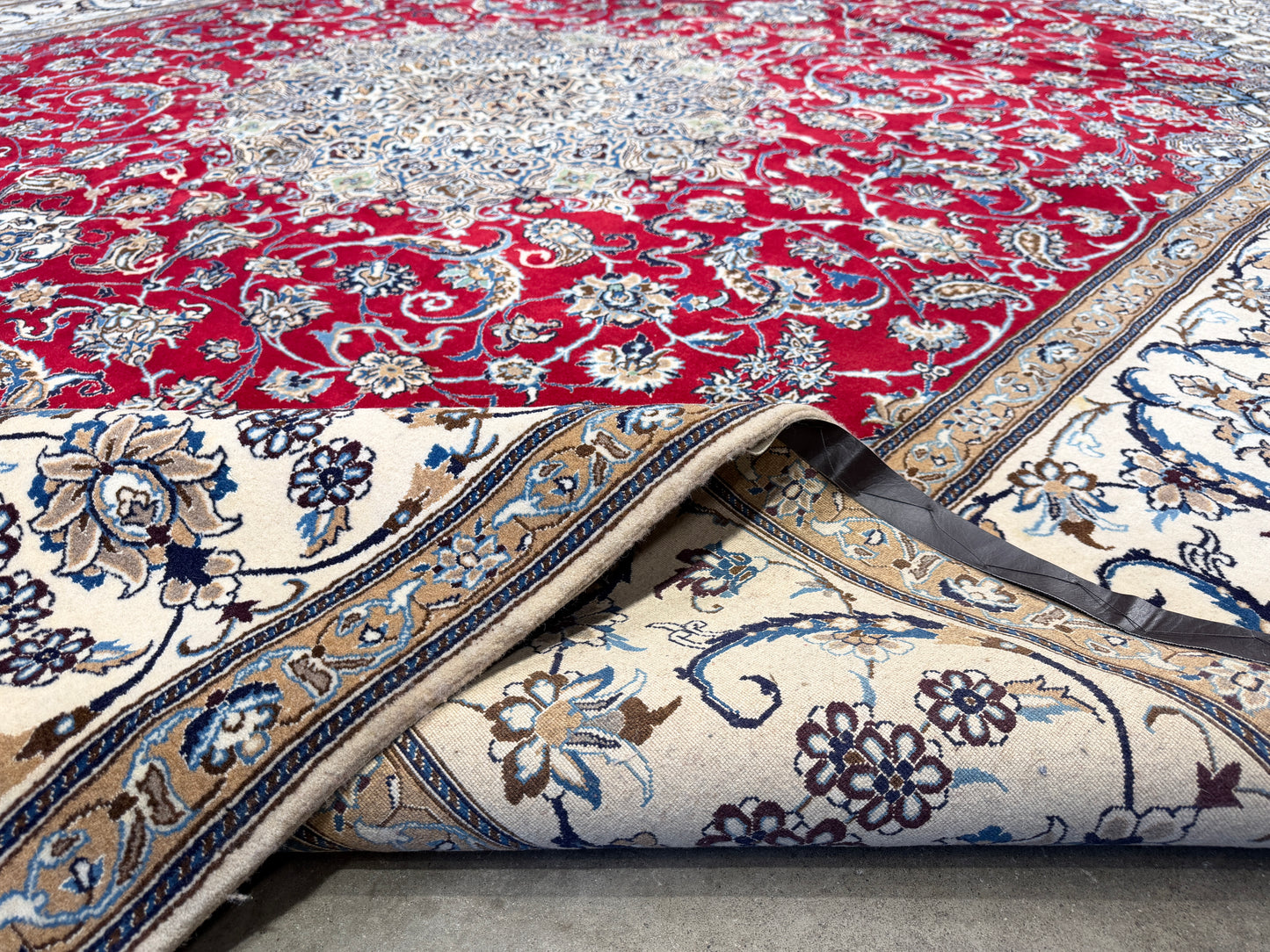 Hand-Knotted Persian Nain Rug - Signed Habibian - 9’6”x12’9”