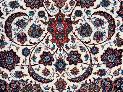 Hand-Knotted Persian Isfahan Rug - Signed Seirafian - 6'9"x9'10"