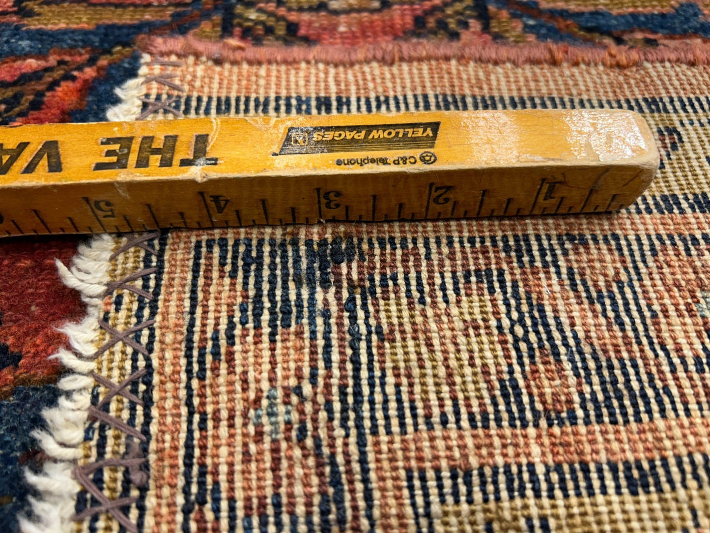 3'6"x4'5" Antique Hand-knotted Wool Sarouke Area Rug - Handmade Red 3x4 Carpet