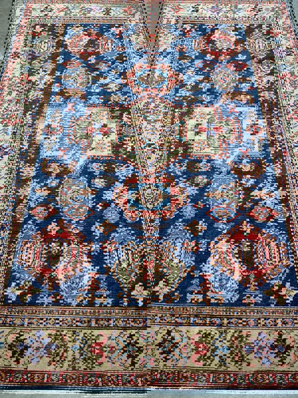 5'10"x7'6" Handmade 100% Wool Super Kazak Rug