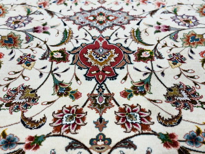 Hand-Knotted 50 Raj Persian Tabriz Rug - 6'9"x9'9"