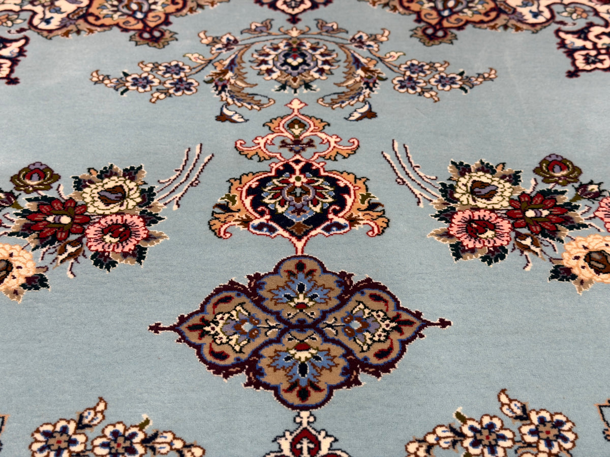 Hand-Knotted Persian Isfahan Rug - Signed Enteshari - 5’x7’9”