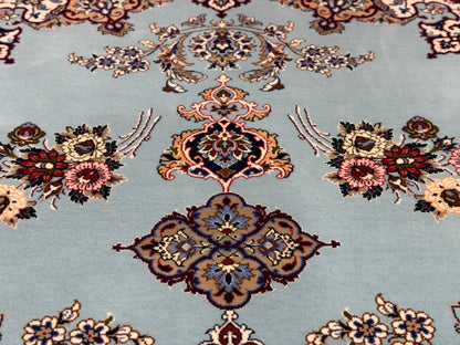 Hand-Knotted Persian Isfahan Rug - Signed Enteshari - 5’x7’9”