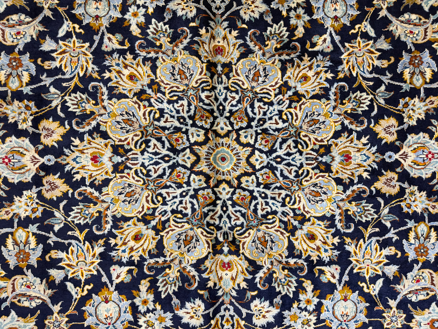 9’8”x12’5” Hand-Knotted Fine Wool Persian Kashan Signed Area Rug