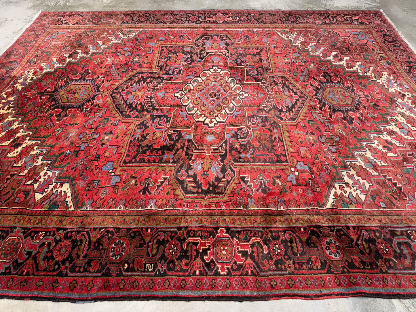 10’1”x12’6” Hand-Knotted Persian Heriz Area Rug