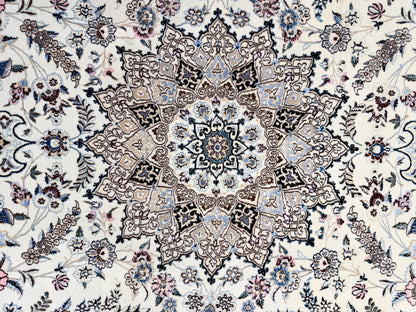 Hand-Knotted 6 La Persian Nain Rug - 4'3"x6'10"
