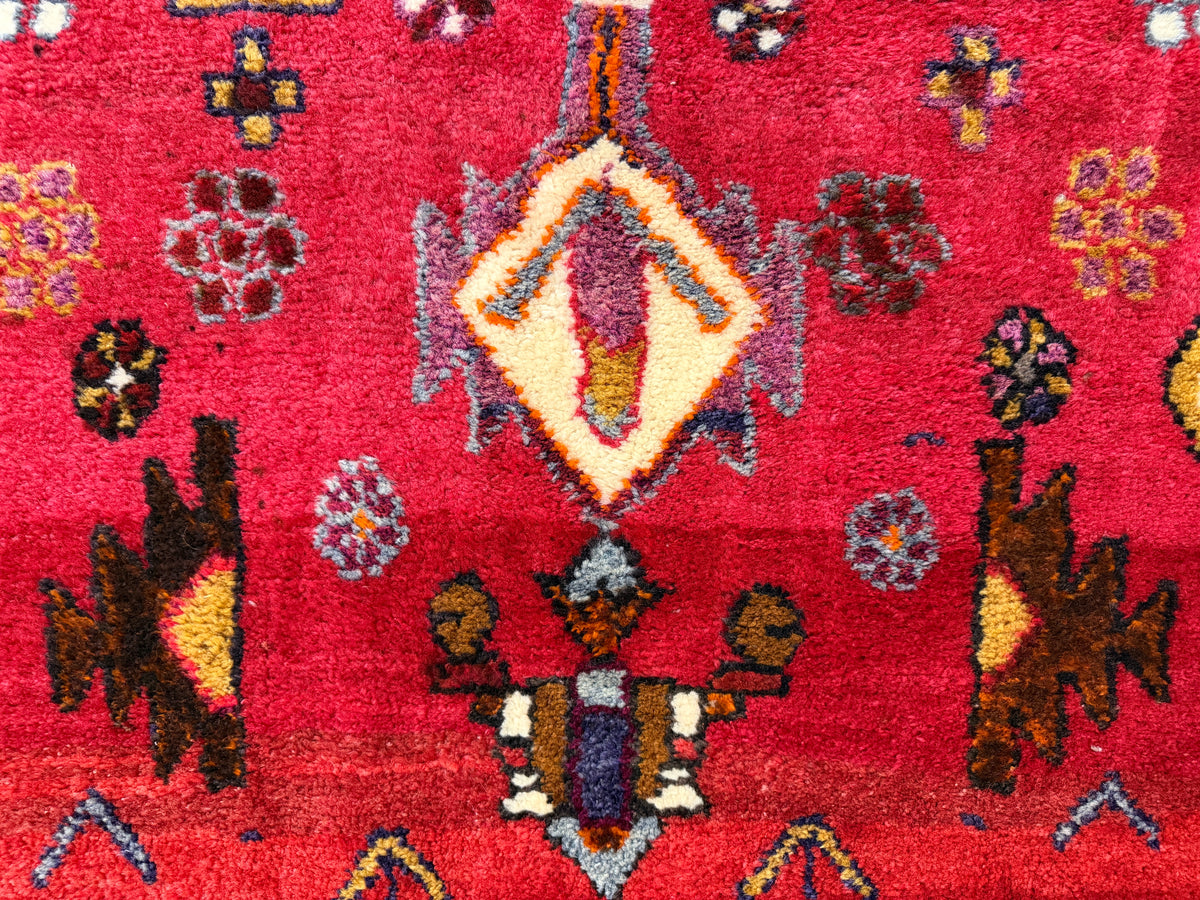 Hand-Knotted Persian Hamadan Rug - 5'3”x7’2”