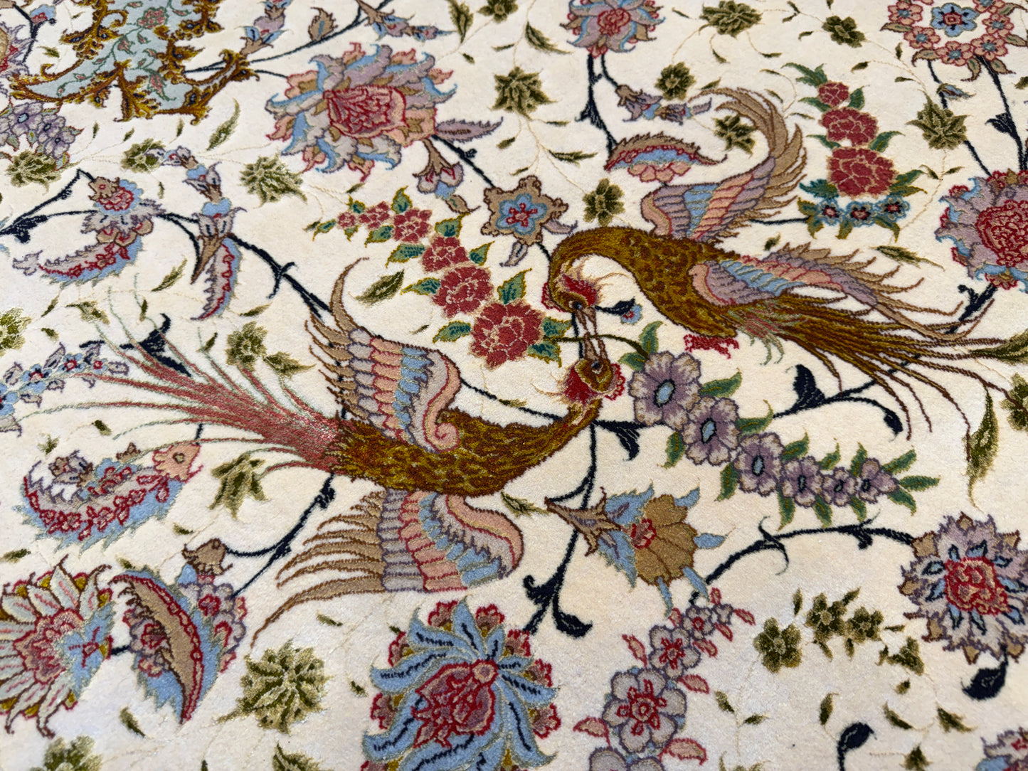 9’9”x13’9” Very Fine Hand-Knotted Persian Tabriz 80 Raj Signed Area Rug