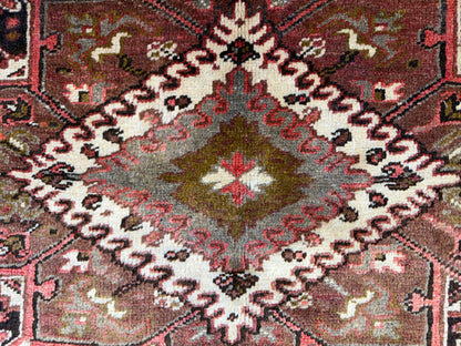 9’10”x13’ Hand-Knotted Persian Heriz Area Rug