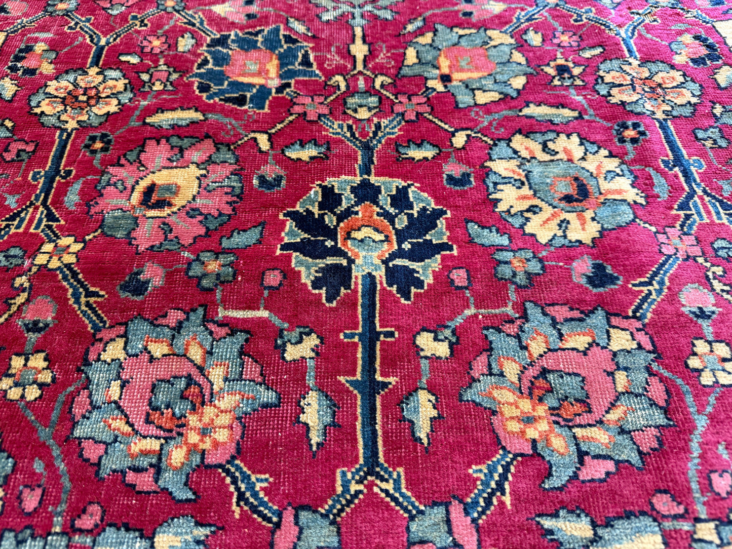 Hand-Knotted Antique Persian Kashan Rug - 4’5”x6’4”
