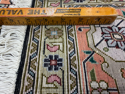 Hand-Knotted Persian Tabriz 60 Raj Rug - 4'11"x6'6"